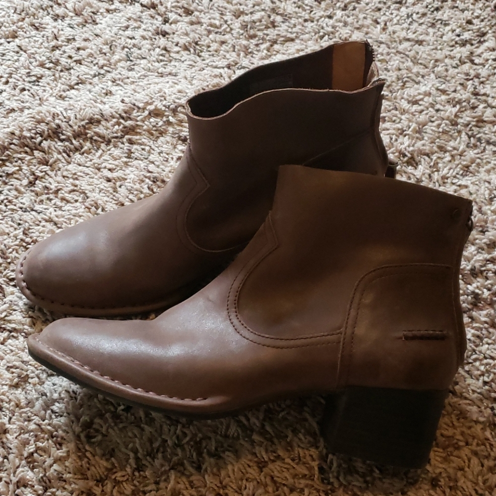 UGG boots